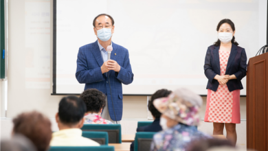 Photo of 장세용 구미시장 노인종합복지관 격려 방문