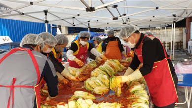 Photo of 구미시사회적경제기업협의회와 대한적십자사가 함께한