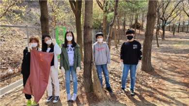 Photo of 원남초등학교 학생자치회 봄맞이 환경정화 활동 실시