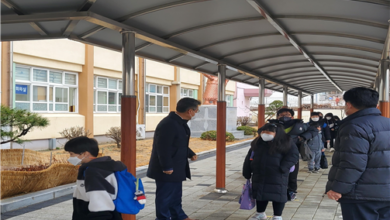Photo of 힘찬 새학기 ‧ 안전한 배움터, 교육지원청 구미교육지원청, 등교 개학 현장 지원
