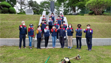 Photo of 김천시지회 , 한국자유총연맹  충혼탑 위령비 광장 환경정비 실시