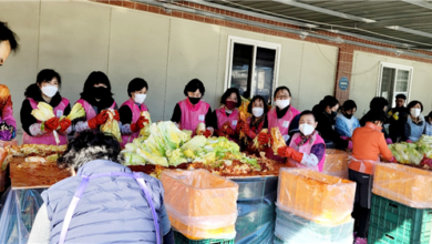 Photo of 훈훈한 김장김치 “구미 사랑나누기 전달식”