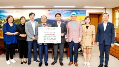 Photo of 구미시 국제로타리3630지구 18지역(이상현 대표) “영주시청” 수재민 성금전달