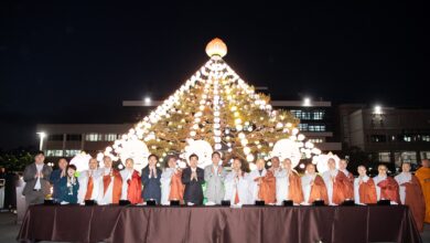 Photo of 구미시, 시청 봉축연 부처님의 자비가 온 누리에 점등식 개최